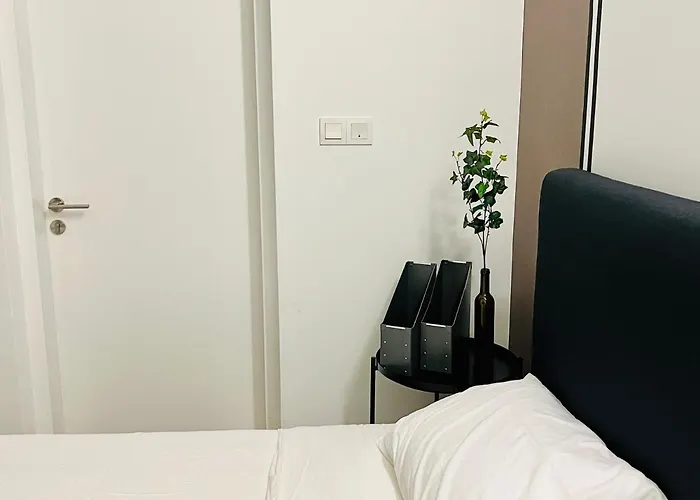 Le Pavilion Premium Suite, Condo At Puchong